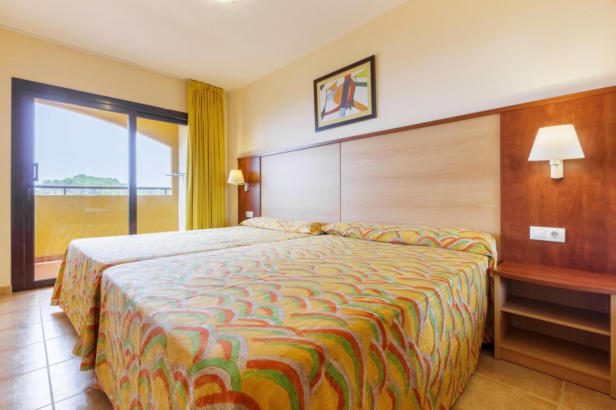 Apartamentos Best Alcazar 라 에라두라 외부 사진
