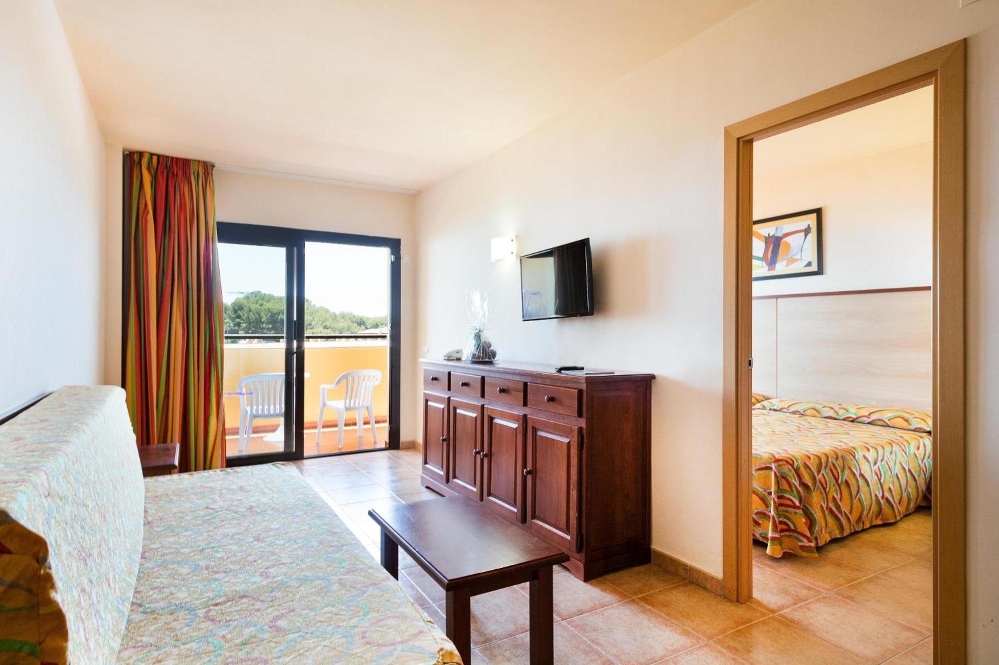 Apartamentos Best Alcazar 라 에라두라 외부 사진