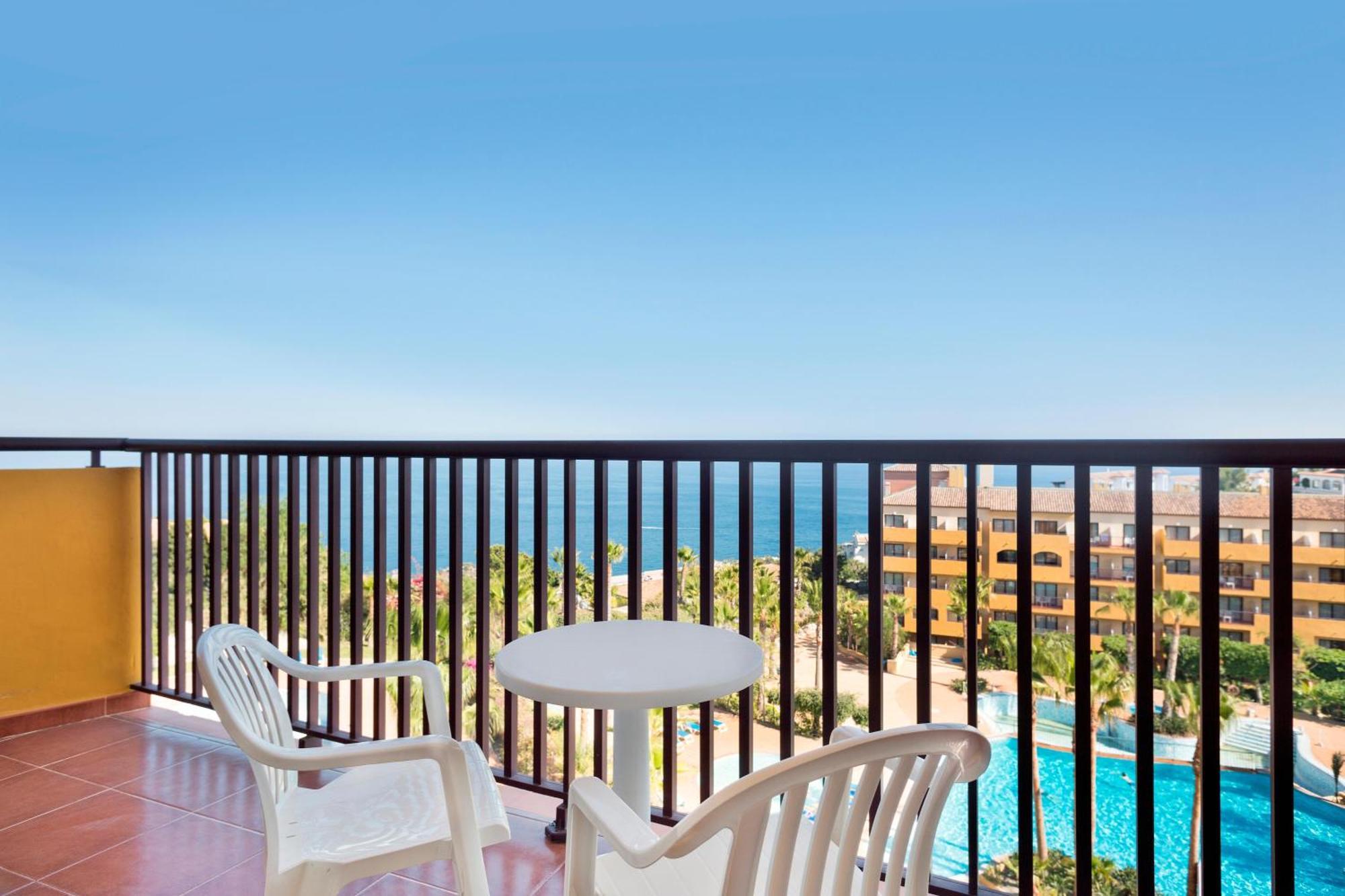 Apartamentos Best Alcazar 라 에라두라 외부 사진