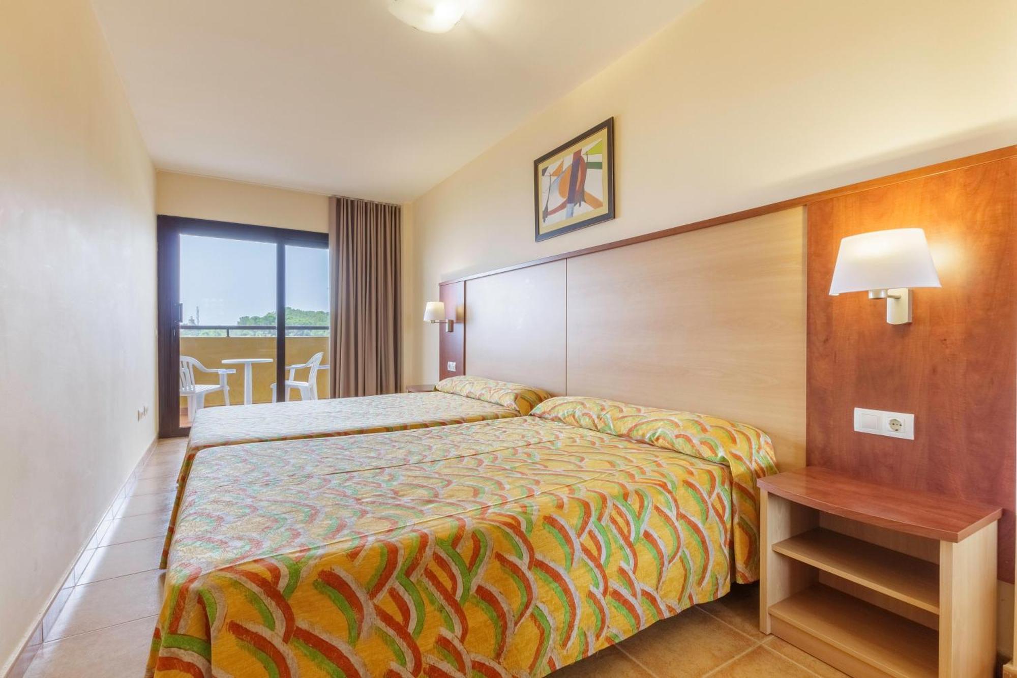 Apartamentos Best Alcazar 라 에라두라 외부 사진